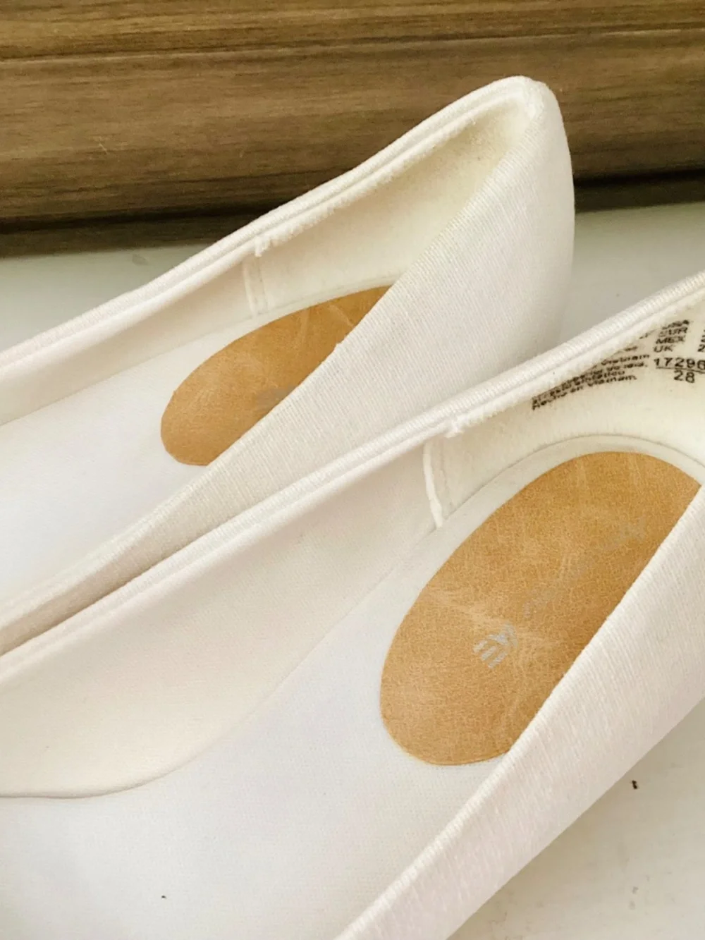 American Eagle Fabric Wedge Size Girls Youth 3 Pumps White Bow Peep Toe Cork